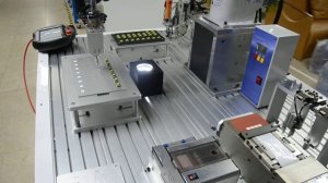 Glue robotic machine