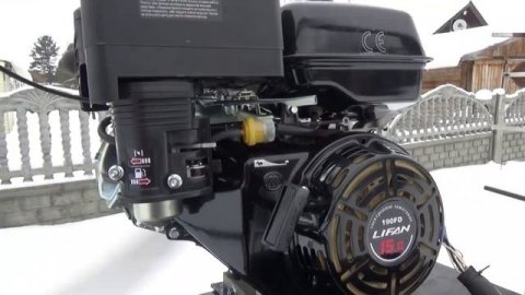 Двигатель Лифан 15л.с.Плавают холостые обороты.Устраняем.