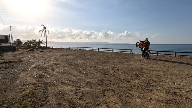 ОБЗОР, СБОРКА И ПЕРВЫЕ ВПЕЧАТЛЕНИЯ KTM EXC TBI 2t 300 2024 года / REVIEW, 2024 KTM EXC TBI 2t 300