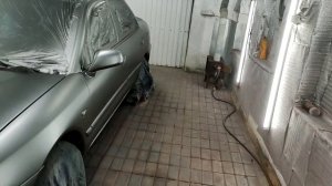 Покраска в гараже Mitsubishi Carisma. Покраска авто mitsubishi carisma.