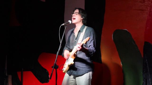 Ди Курцман - Откуда в ботинках берется песок и мелкие камни (12.12.23) смотреть онлайн