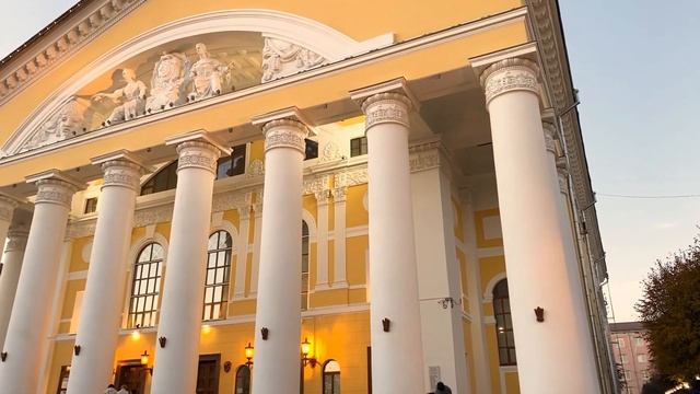 ЭКСКУРСИЯ ПО КАЛУГЕ #узнайРоссию #КалужскаяОбласть #ПамятникШестисотлетиюКалуги #discoverRussia смотреть онлайн