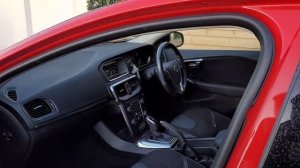 Volvo V40 2015 1.6PS LUX RED