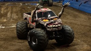 Лучшие моменты Monster Jam Los Angeles 2021 (шоу 1)