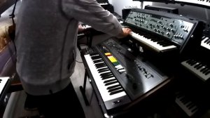 YAMAHA CS-50 , ROLAND SH-5 , MUSIC WARM PAD