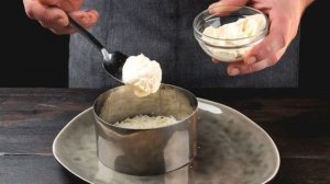 Салат «Мимоза» с красной икрой