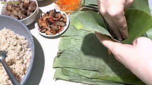 Cách gói Bánh Ú Thịt Nhanh Lẹ Mà Vẫn Ngon Đúng Vị Truyền Thống - Sticky rice cake with meat