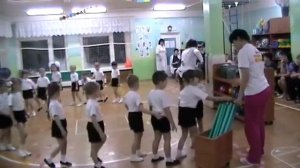 Физкультурное занятие с нестандартным оборудованием 2
