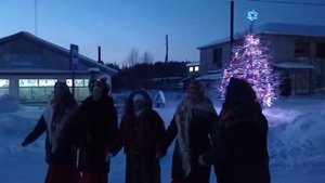 песня "Надела валенки"