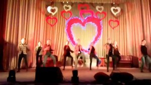 Танец под песню Quest Pistols Show - То самое чувство, когда ты круче всех.