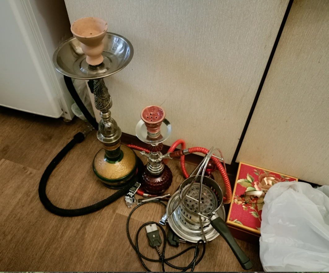 Как я зарабатываю лазая по мусоркам Москвы смотреть онлайн