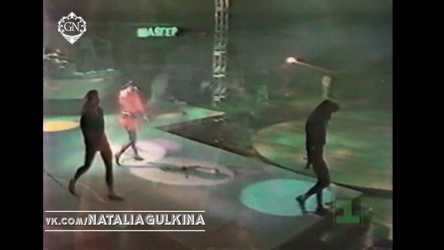 Наталия Гулькина - Танец змеи ("Хит-парад Останкино" 1992) смотреть онлайн