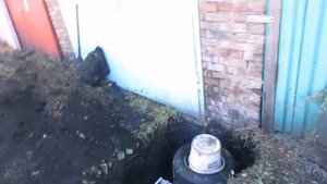 Дренаж перед гаражом, спасаюсь от затопления.