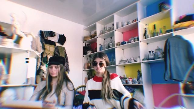 УЧУСЬ В КОЛЛЕДЖЕ И В ШКОЛЕ ОДНОВРЕМЕННО | ЧИСТКА ЛИЦА смотреть онлайн