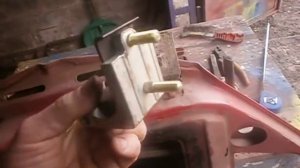 Замена петли двери ТАВРИИ.