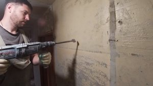 Как быстро снять старую краску со стен