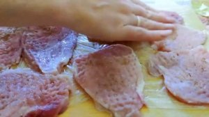 отбивные из свинины ,как приготовить вкусные отбивные из свинины ! рецепт супер лёгкий и вкусный.