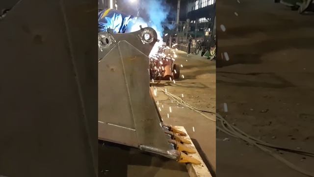 ширина ковша экскаватора смотреть онлайн