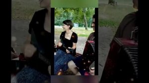 Пятачок гармонистов в Удельном парке. Санкт-Петербург. 20.08.2022г.