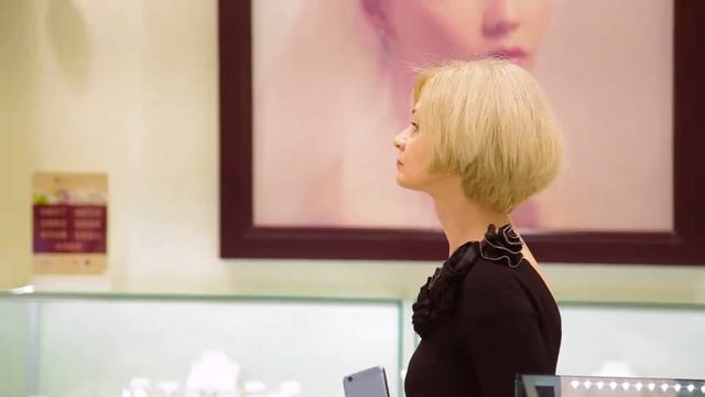 Презентация новой коллекции "Московского Ювелирного Завода". ТЦ Космос. смотреть онлайн