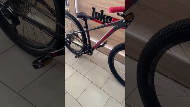 Велосипед SILVERBACK STRIDE 27 ELITE (2023) Charcoal-Red