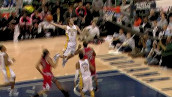 NBA - Josh McRoberts Dunk смотреть онлайн