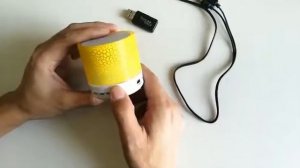 Как пользоваться  блитуз колонкой мини 9А