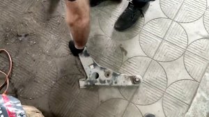 Ремонт передней подвески митсубиси лансер9 с подводными камнями. Mitsubishi Lancer 9