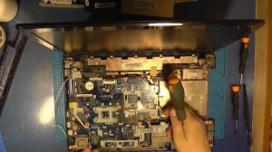 Разборка ноутбука Acer TravelMate P253