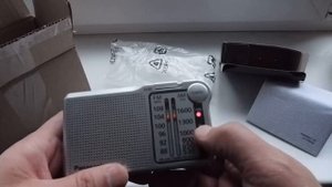 Радиоприемник Panasonic RF-P150D  Распаковка и работа