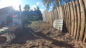 Небольшой навес для дров из старых досок 15.09.2021г.