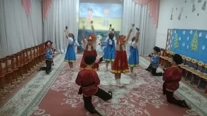 "Танец с ложками" МАДОУ д/с 112 Музыкальный руководитель Арзамасова М.  Н.