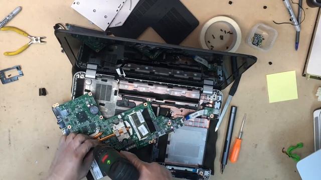 CPU Cooling Fan Cleaning on HP Pavilion DV6 (DV6-3220TX) Plus Disassembly смотреть онлайн