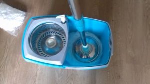 Обзор швабры Touching Nature с автоматическим отжимом.