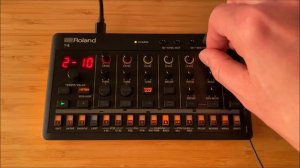 Roland T-8 Acid Jam - "THE TEMPLE"