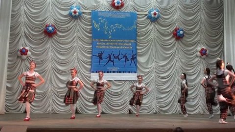 Та тира тинта