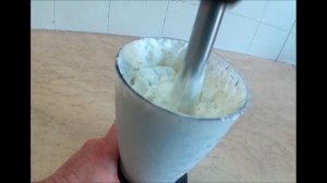 5 минут и готово. "Творожный сыр с зеленью и чесноком".