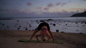 Йога вечером | Йога для отдыха после работы [Короткая йога 10 минут] | YOGA ISLAND