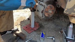 Замена шаровых и рулевых наконечников
