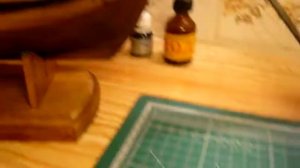 Окраска модели корабля (дерево)