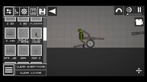 бой танков в мелон плэйграунт (melon playground)