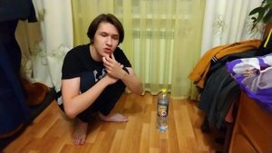 как сесть на бутылку?