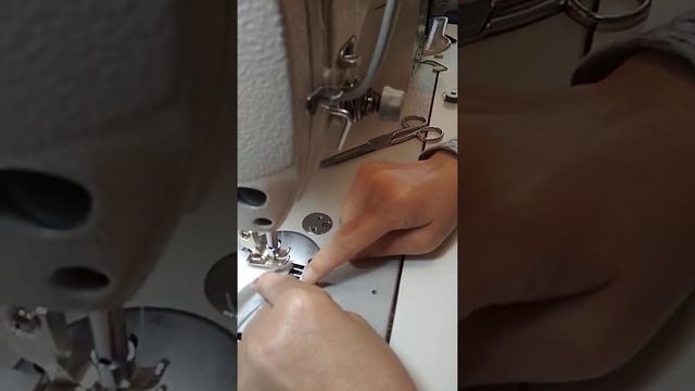 как легко вывернуть углы после изготовления воротника на рубашке. смотреть онлайн