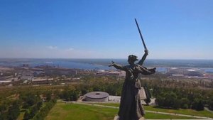 Родина-мать (Волгоград), The Motherland Calls