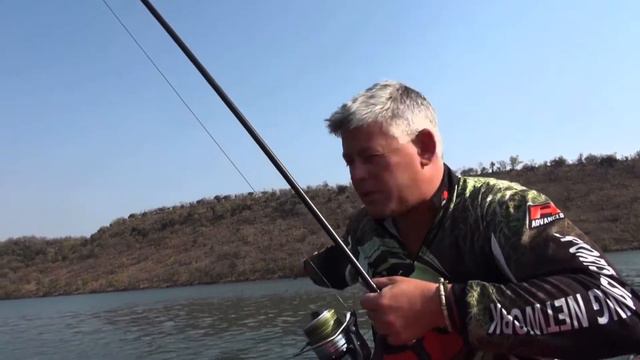 ASFN Specimen Carp - With Johan Beukes at Doorndraai Dam смотреть онлайн