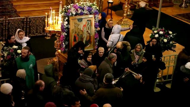 ОЧЕРЕДЬ К ДАРАМ ВОЛХВОВ смотреть онлайн