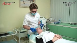 Азелаиновый пилинг - демонстрация процедуры
