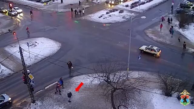 Полиция Петрозаводска ищет мужчину с камер видеонаблюдения смотреть онлайн