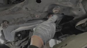 Замена нижнего рычага передней подвески
