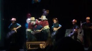 Зажигательный танец ковбоев